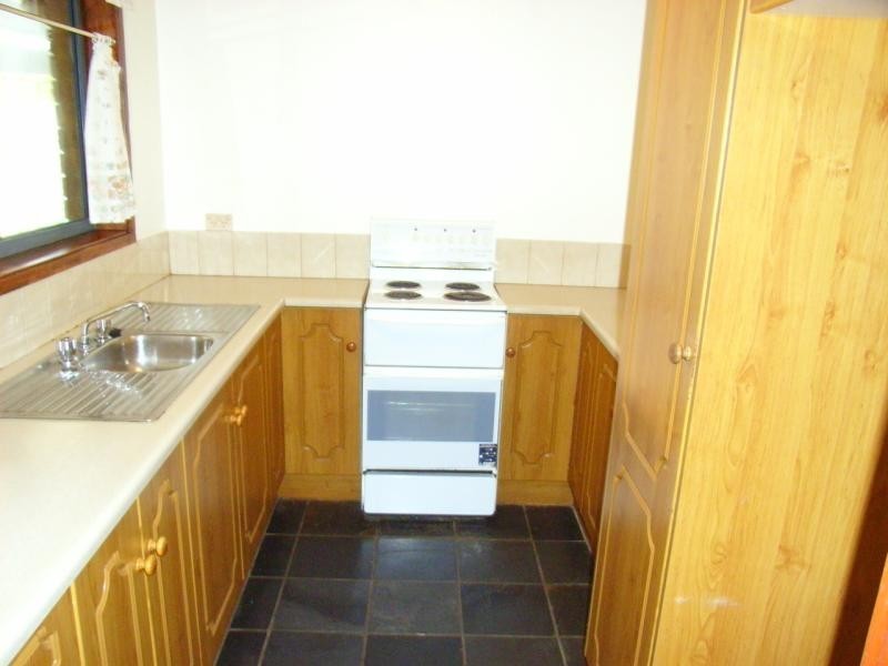 4 SMART COURT, Evanston Park SA 5116