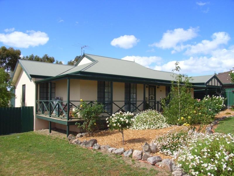 7 GOSLING COURT, Williamstown SA 5351