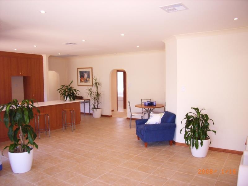 77 Kingfisher Drive, Hewett SA 5118