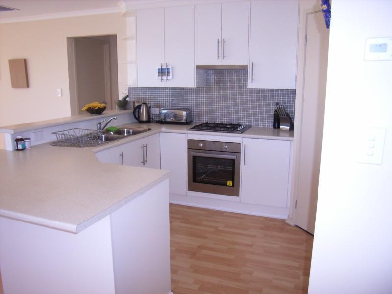 42 POTTS ROAD, Evanston Park SA 5116