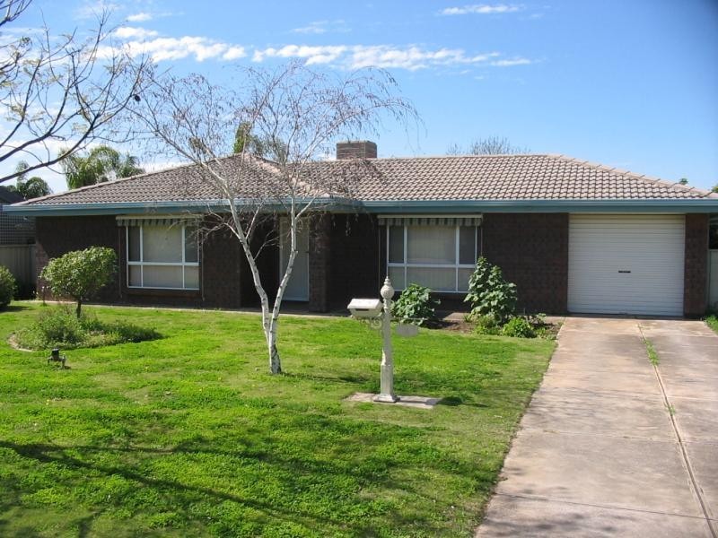 12 KAREDA STREET, Willaston SA 5118