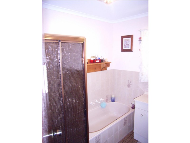 6 Barber Street, Willaston SA 5118