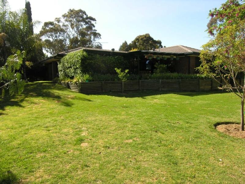 5 Cundy Court, Williamstown SA 5351