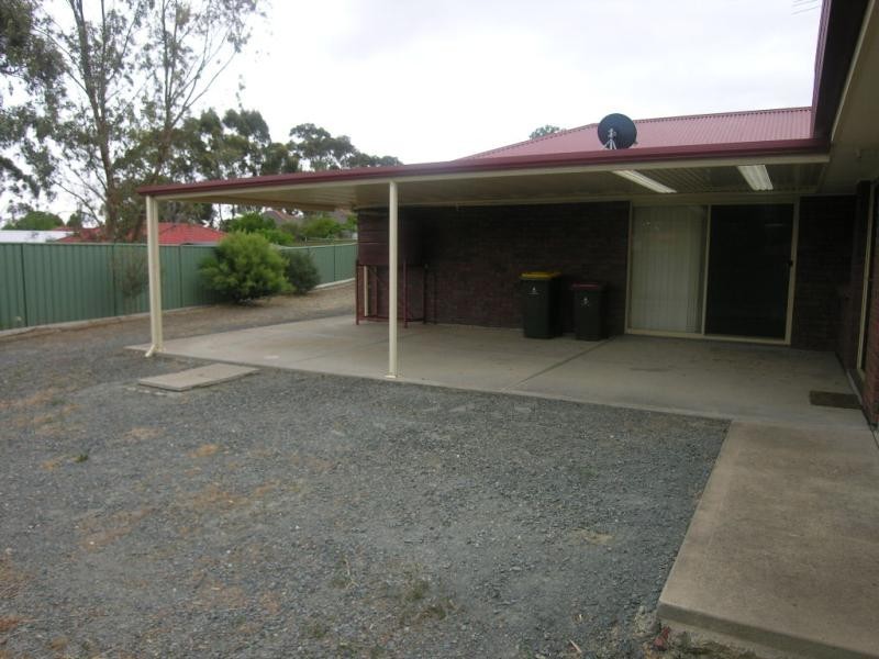 2 Tennant Court, Williamstown SA 5351