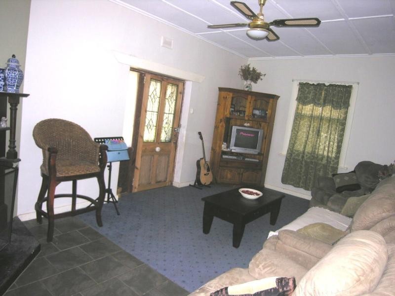 9 Gawler River Road, Willaston SA 5118