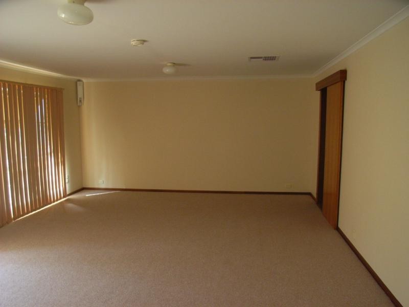 3 Jennifer Street, Evanston Park SA 5116