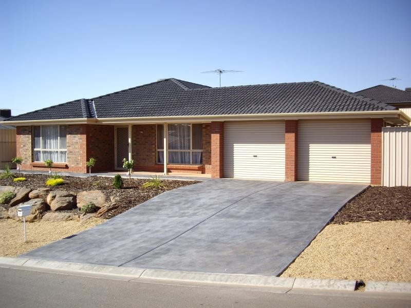 44 Thompson Circuit, Evanston Park SA 5116