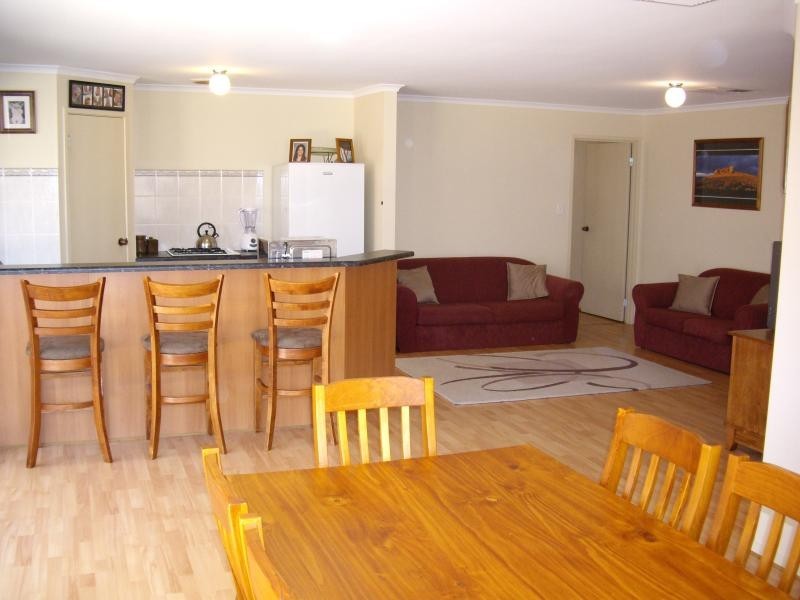 44 Thompson Circuit, Evanston Park SA 5116