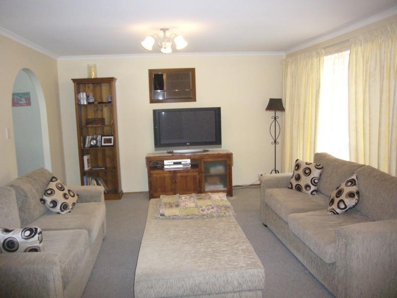 12 Folland Avenue, Willaston SA 5118