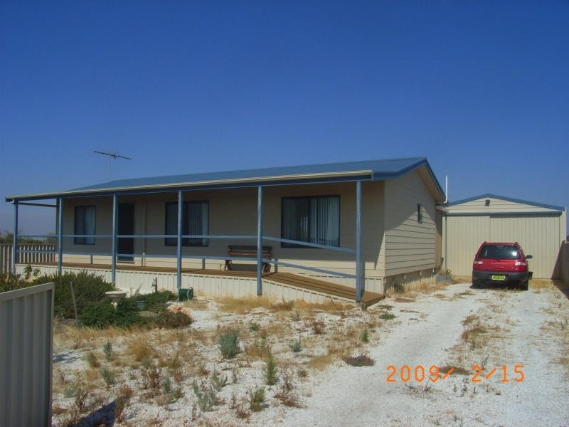 4 Chat Court, Thompson Beach SA 5501