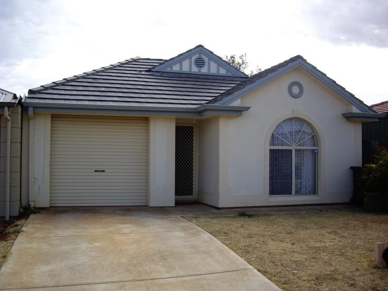 10 Hedgestone Place, Blakeview SA 5114