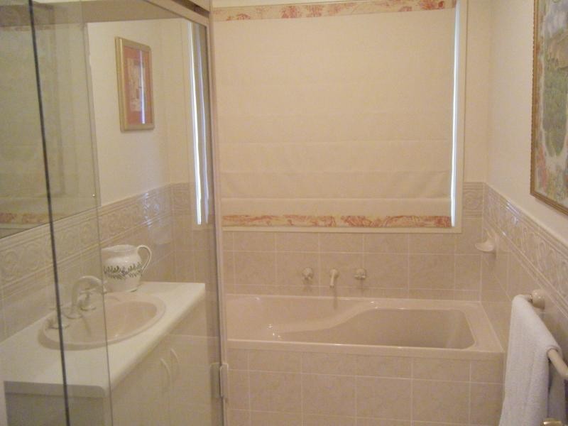 5 Burke Parade, Hewett SA 5118