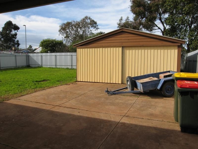30 Barrington Road, Elizabeth Downs SA 5113