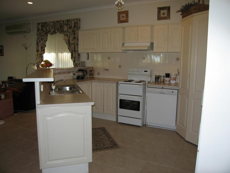 4 Baron Court, Greenock SA 5360