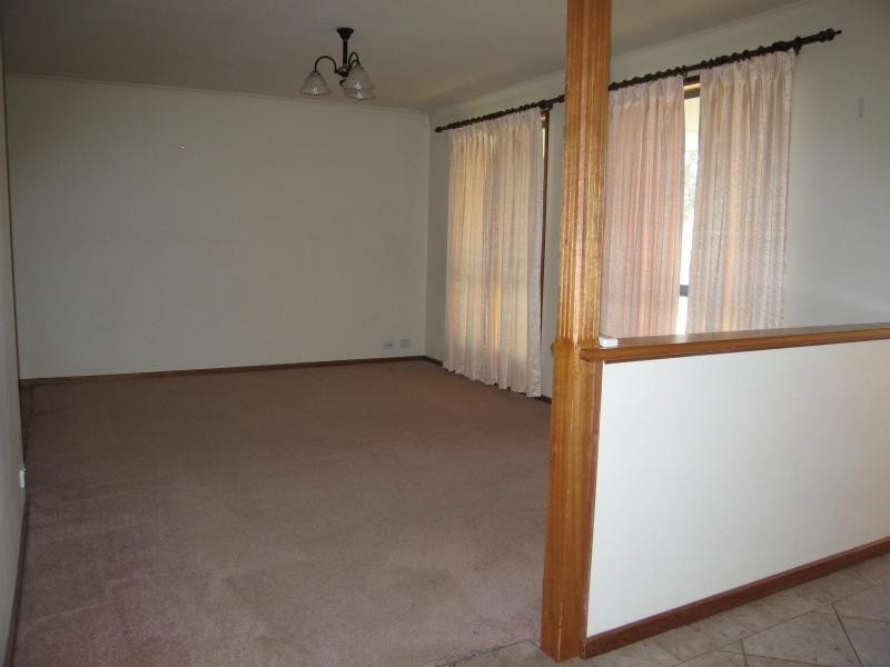16 Mitchell Court, Williamstown SA 5351