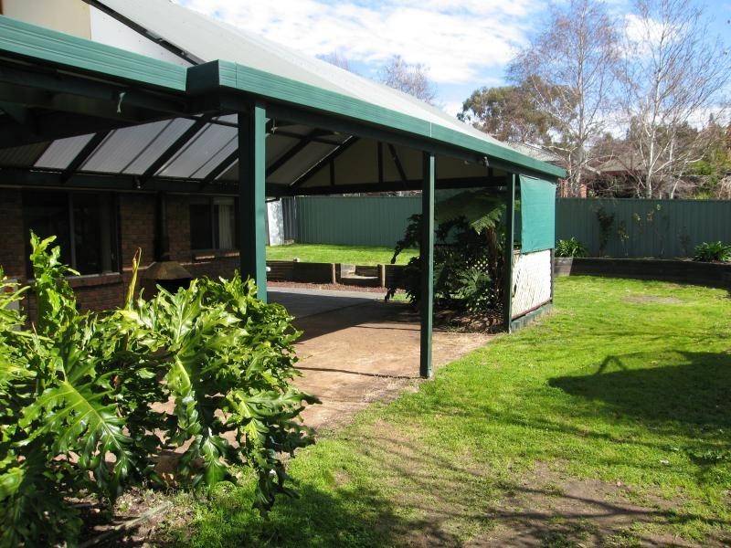 16 Mitchell Court, Williamstown SA 5351