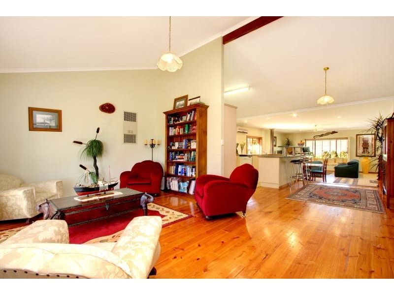 87 Lyndoch Road, Gawler East SA 5118