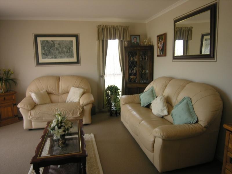 84 Lakeside Drive, Andrews Farm SA 5114