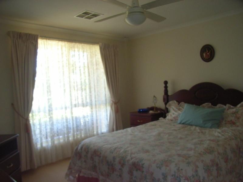 9 Holmes Street, Willaston SA 5118