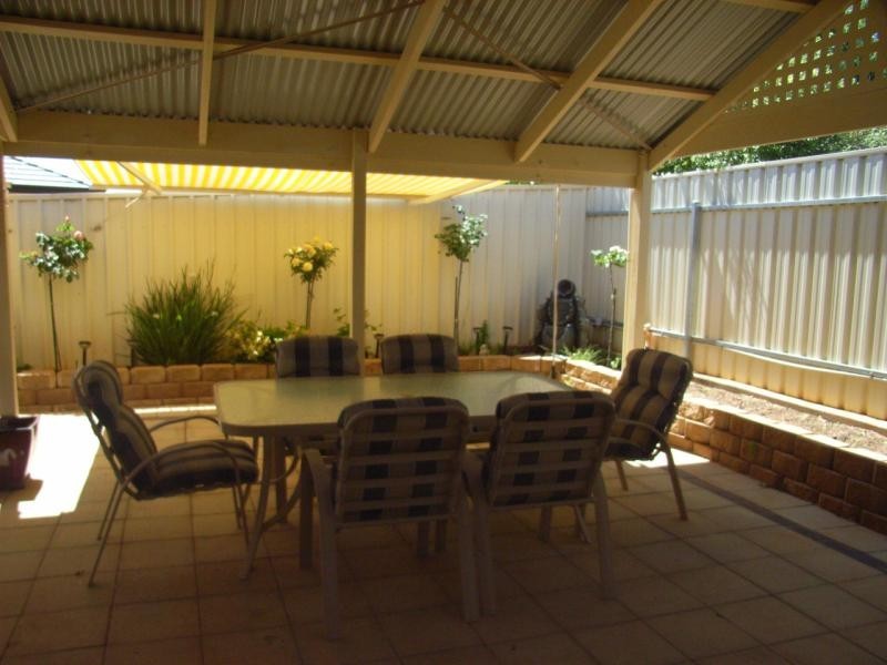 9 Holmes Street, Willaston SA 5118