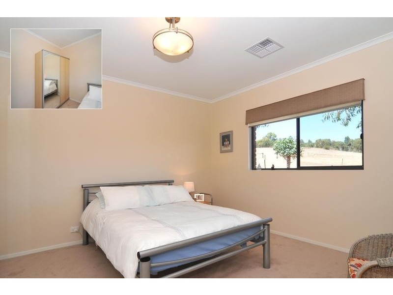 2 Whiteman Road, Williamstown SA 5351