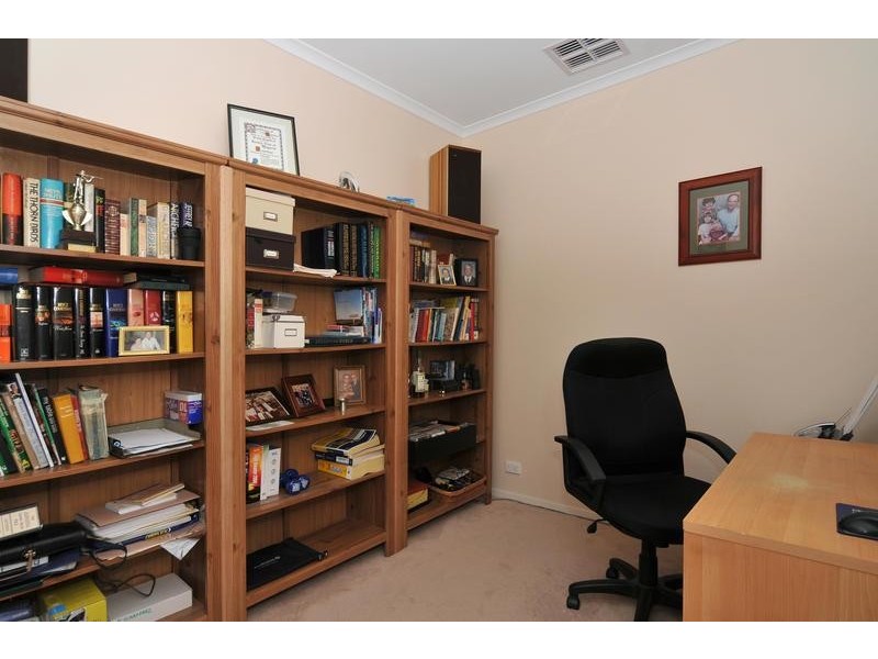 2 Whiteman Road, Williamstown SA 5351