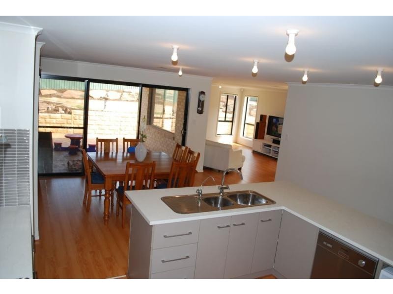 30 Lorikeet Grove, Hewett SA 5118