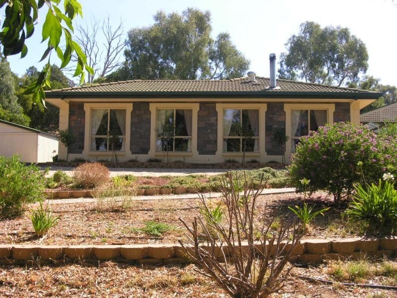 22 Whiteman Road, Williamstown SA 5351
