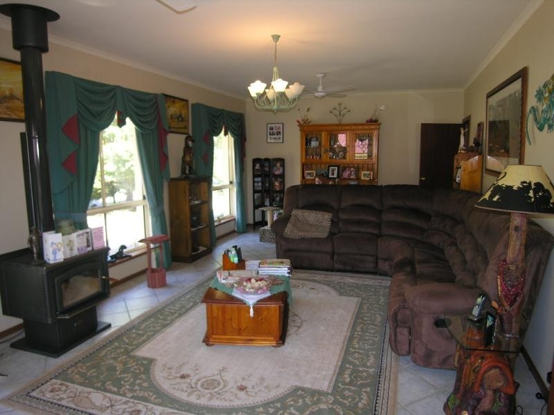 22 Whiteman Road, Williamstown SA 5351