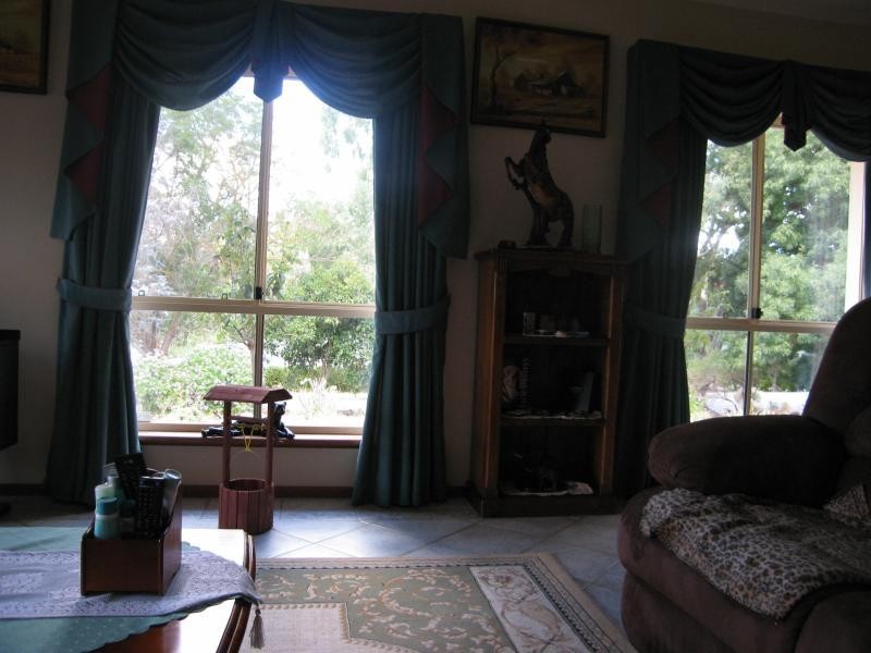 22 Whiteman Road, Williamstown SA 5351