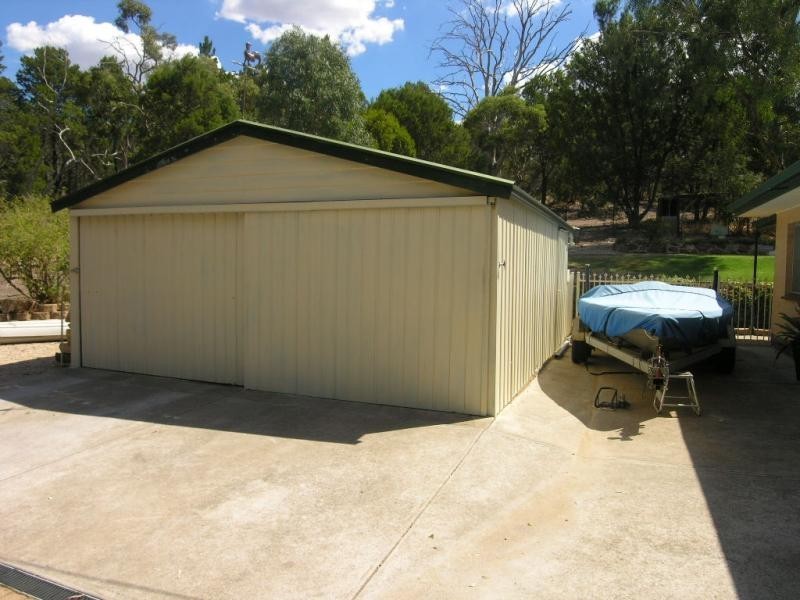 22 Whiteman Road, Williamstown SA 5351