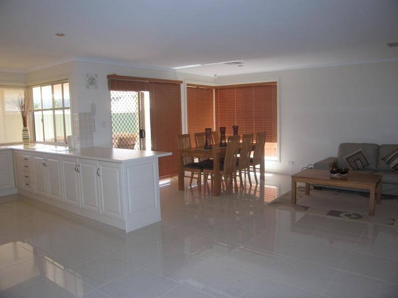 37 Rosella Circuit, Hewett SA 5118