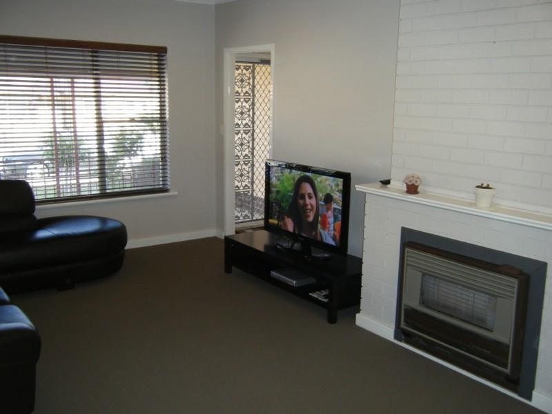 18 Davies Street, Willaston SA 5118