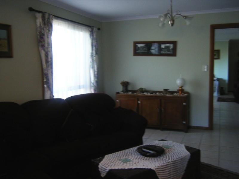 4 A Edward Street, Willaston SA 5118