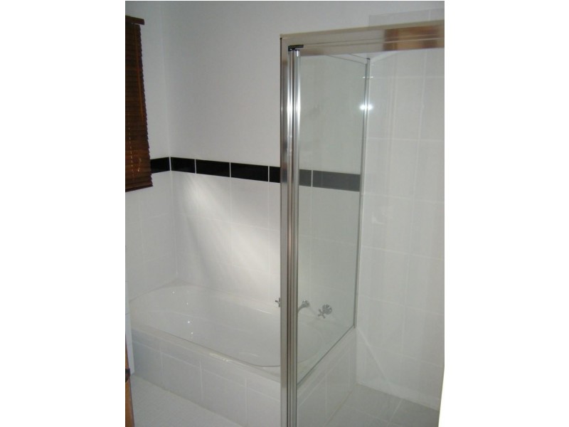 8 Brooks Avenue, Willaston SA 5118