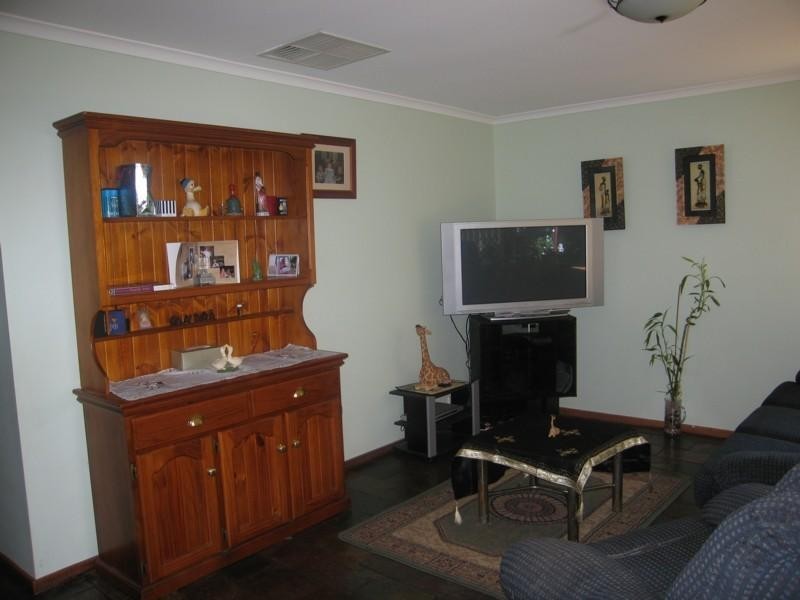 5 Clift Close, Evanston SA 5116