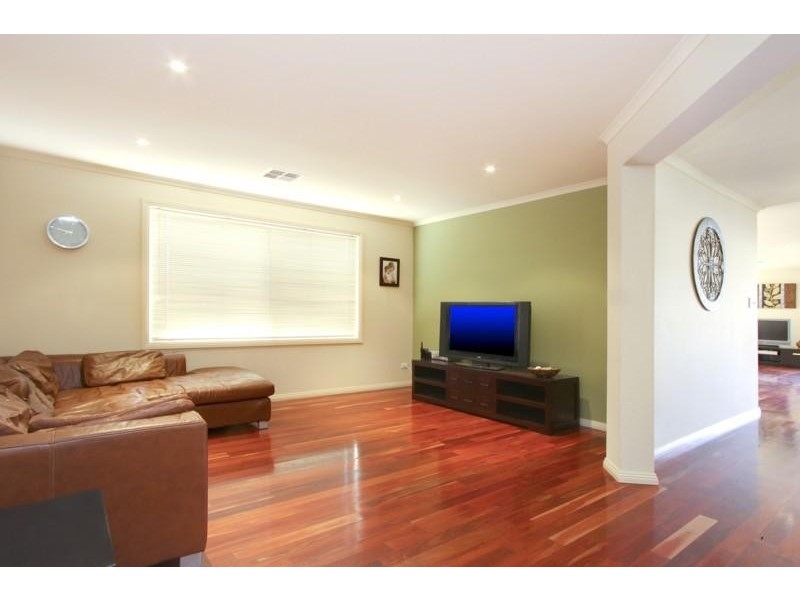 33 Colville Drive, Willaston SA 5118