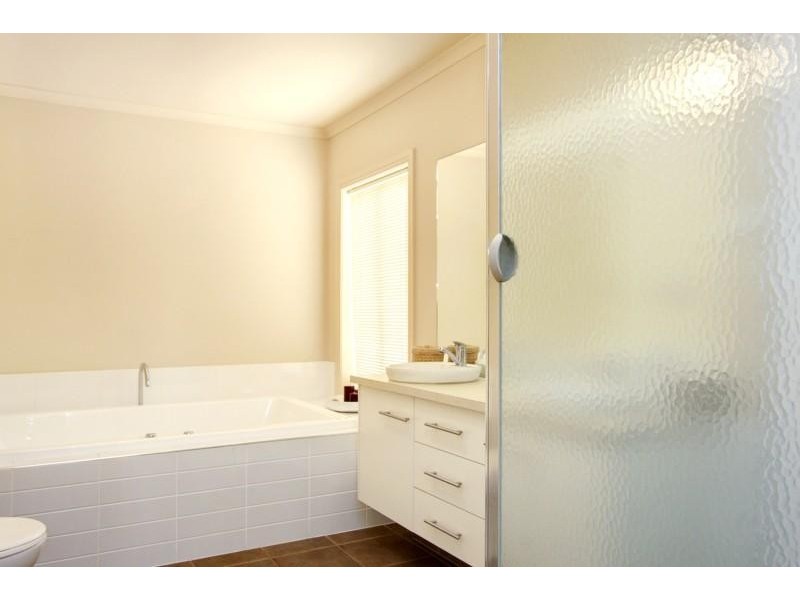 33 Colville Drive, Willaston SA 5118