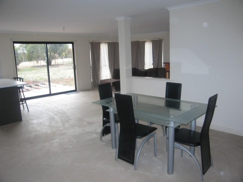 2 Fiddlewood Drive, Freeling SA 5372