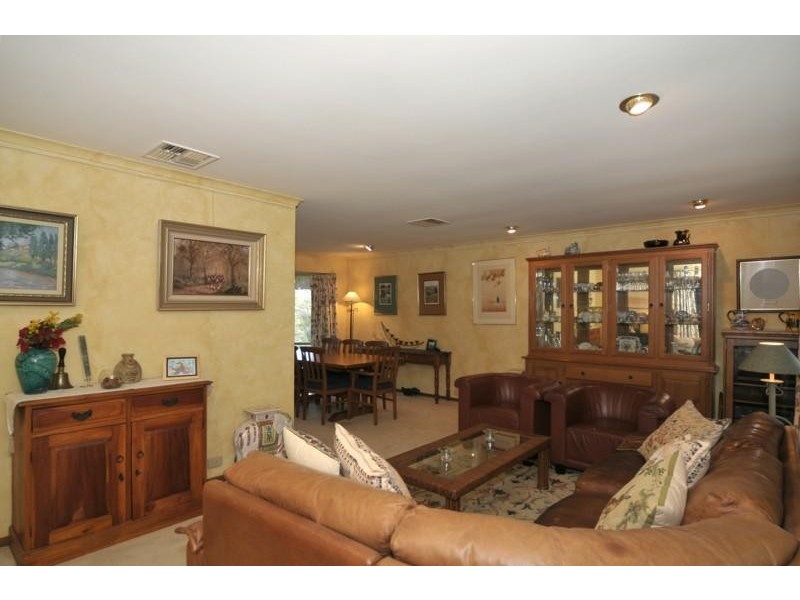 6 Chapman Drive, Uleybury SA 5114