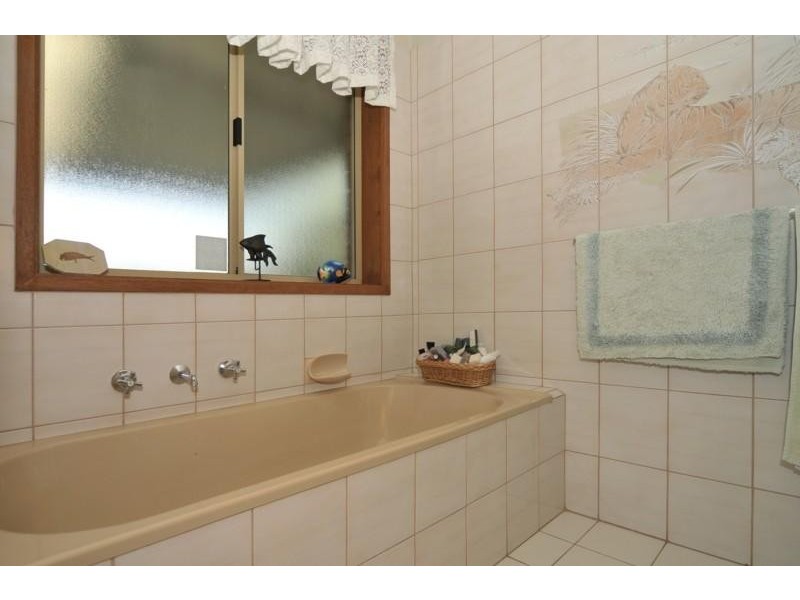 6 Chapman Drive, Uleybury SA 5114