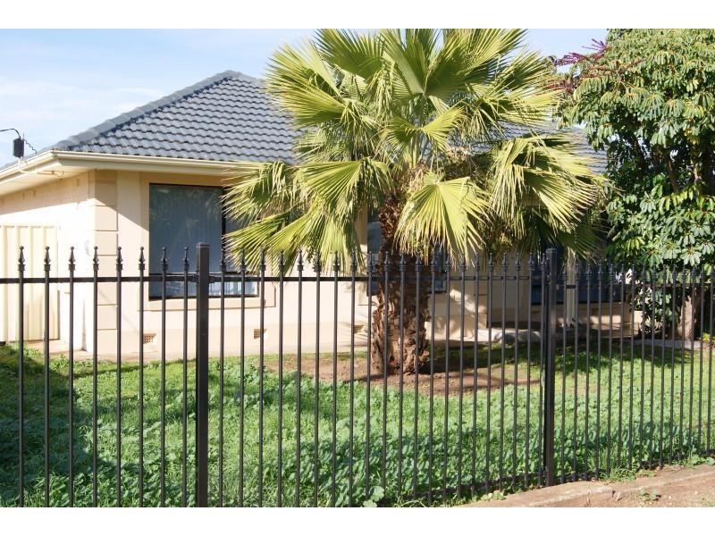 1 A Jane Street, Willaston SA 5118