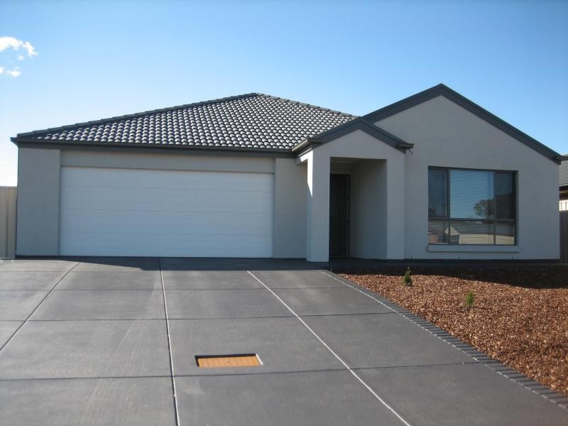 Lot 50 Ian Ross Drive, Williamstown SA 5351