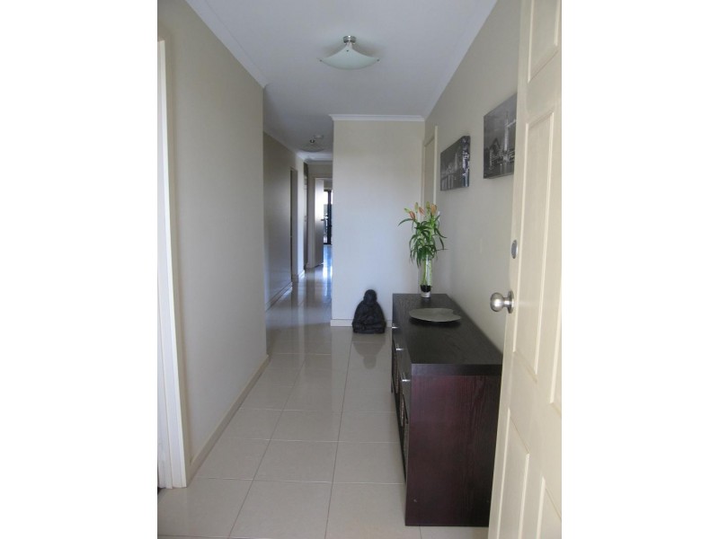 5 Britha Avenue, Evanston SA 5116