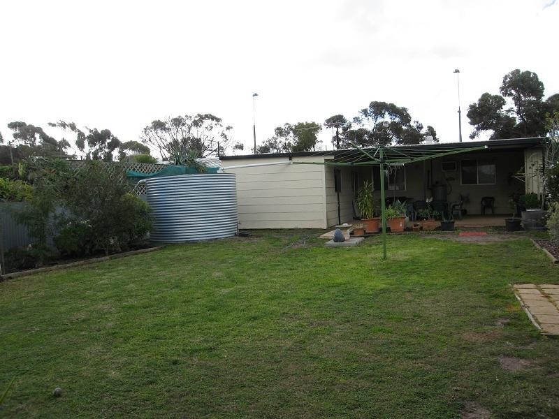 24 Gartrell Street, Roseworthy SA 5371