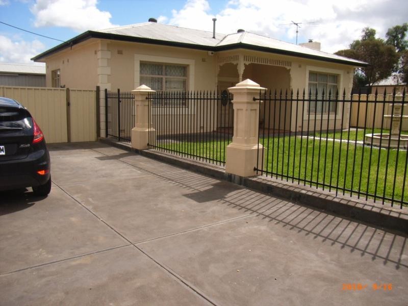 52 Fourteenth Street, Gawler South SA 5118