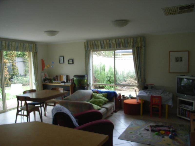 14 Gleeson Grove, Evanston Park SA 5116