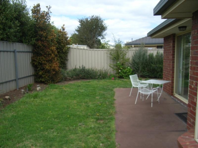 14 Gleeson Grove, Evanston Park SA 5116