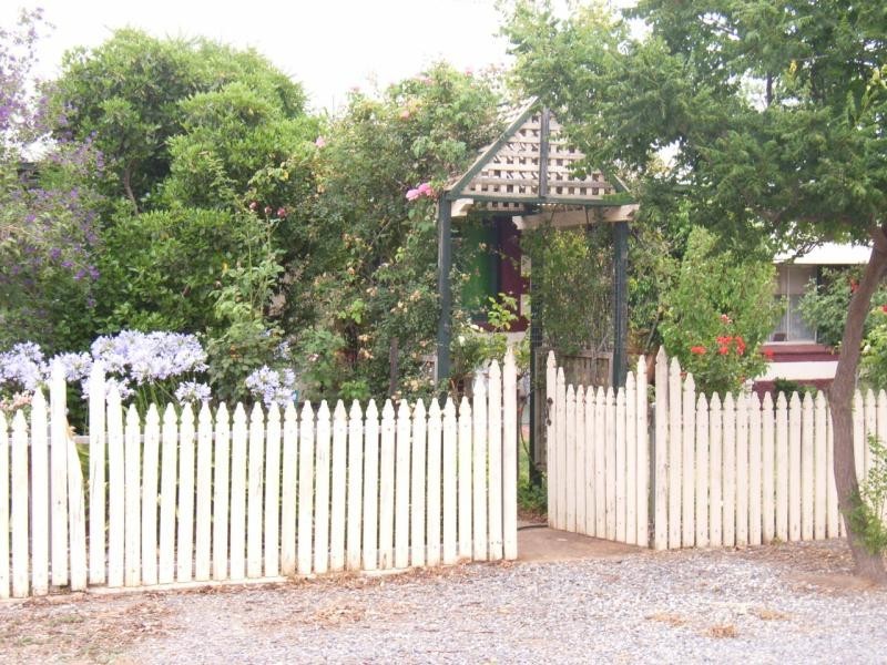 73 Paxton Street, Willaston SA 5118