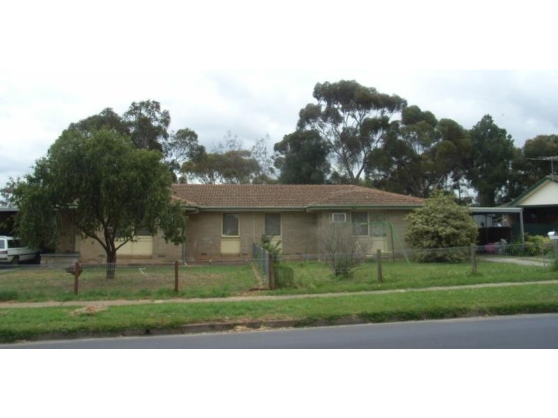 4 Bacton Street, Evanston SA 5116